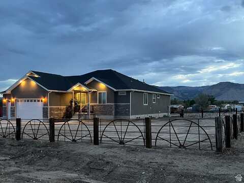 365 N 100 E, Ferron, UT 84523