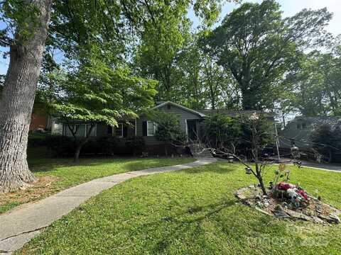 616 E Oakwood Avenue, Albemarle, NC 28001