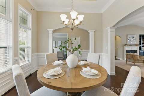 8830 Artesa Mill Lane, Charlotte, NC 28214