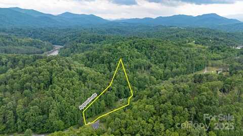 522 Deyton Road, Bakersville, NC 28705