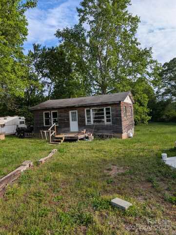 5040 Fairview Church Road, Lincolnton, NC 28092
