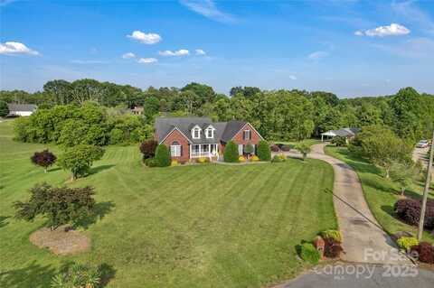 814 Settlers Drive, Cherryville, NC 28021