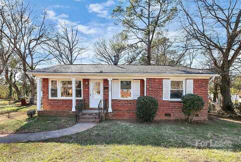 4325 Birkdale Drive, Charlotte, NC 28208