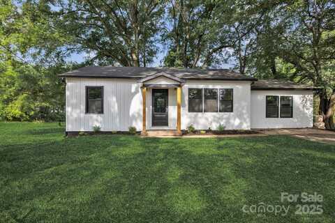 1739 16th Street NE, Hickory, NC 28601