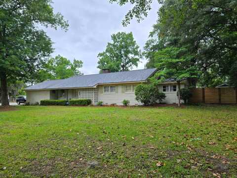 1350 Mosstree Road, North Charleston, SC 29405