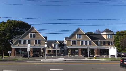 67 West Main Street, Clinton, CT 06413