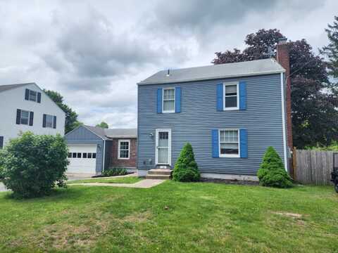 12 Flyers Drive, Norwich, CT 06360