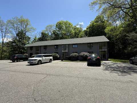 11 Gibbs Street, Winchester Center, CT 06098