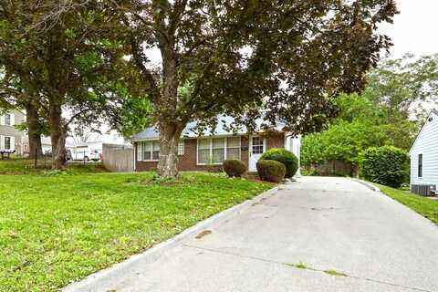 2615 30th Street, Des Moines, IA 50310