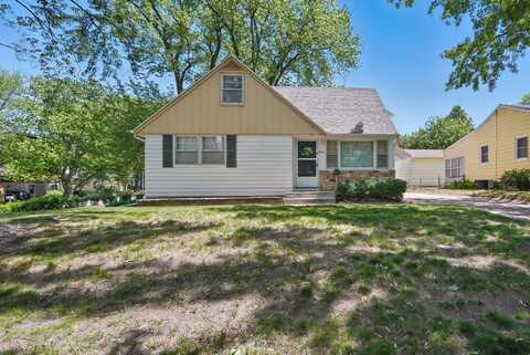 4147 E 7th Street, Des Moines, IA 50313