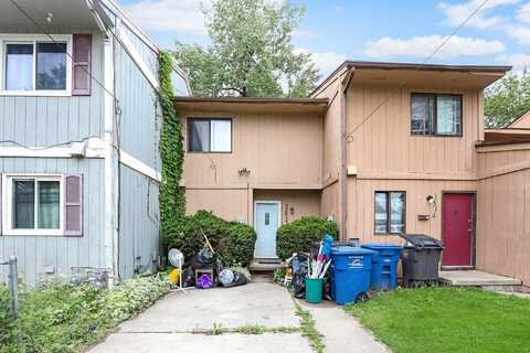 1512 Stewart Street, Des Moines, IA 50316