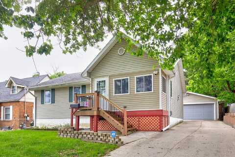 1236 63rd Street, Windsor Heights, IA 50324