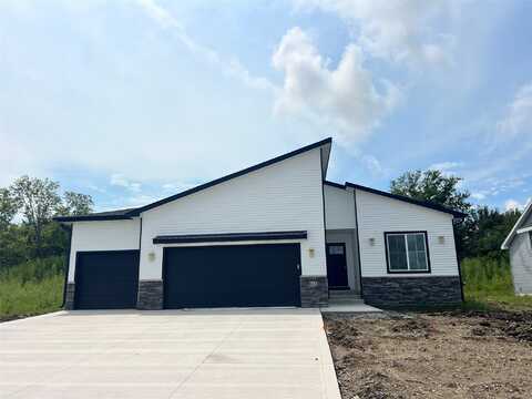 610 NW Georgetown Drive, Waukee, IA 50263