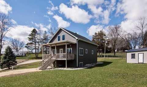 22508 S Lake Shore, Bernard, IA 52032