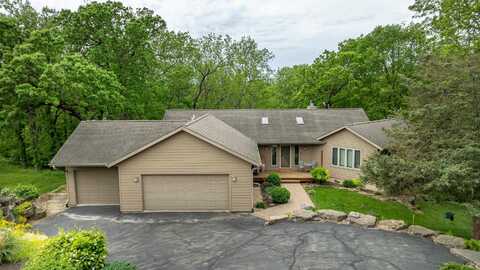 11 Peninsula, Galena, IL 61036
