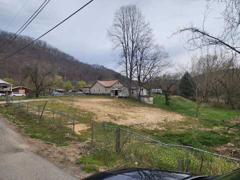 46 Main St, Dwale, KY 41621