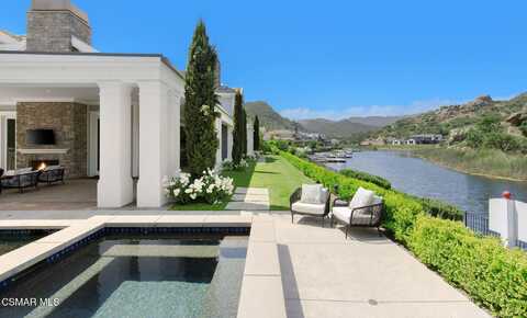 2385 Calbourne Court, Lake Sherwood, CA 91361