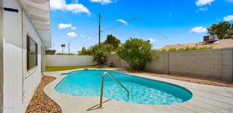 8631 E JACKRABBIT Road, Scottsdale, AZ 85250