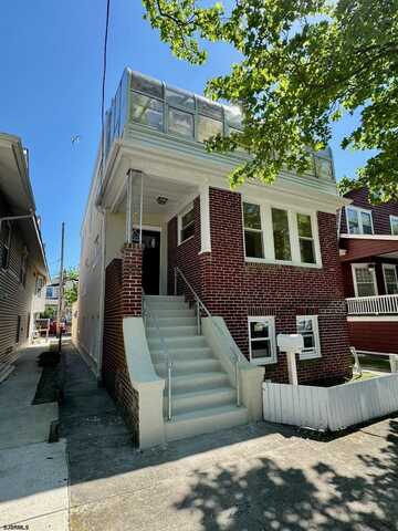 25 N Aberdeen Pl, Atlantic City, NJ 08401