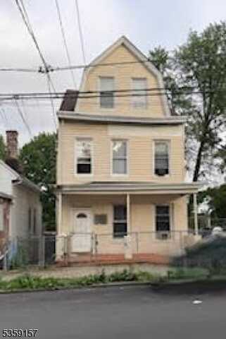 16 N 4Th St, Paterson, NJ 07522