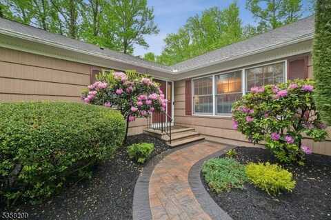 1351 Cooper Rd, Scotch Plains, NJ 07076