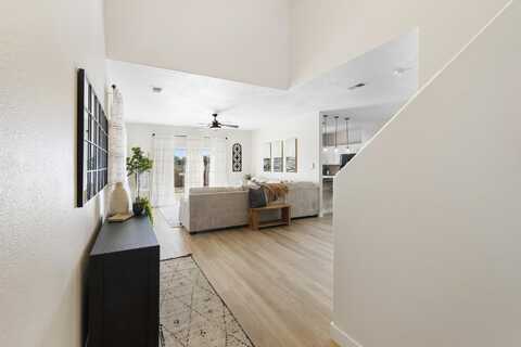 10413 MULLHACEN Place NW, Albuquerque, NM 87114