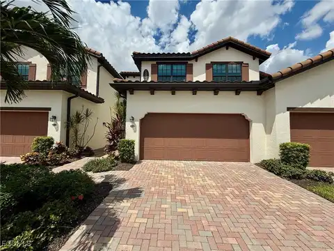 12048 Hawthorn Lake Drive unit: 202, Fort Myers, FL 33913