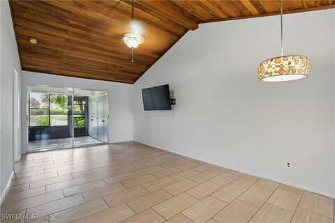 9401 Lennex Lane, Fort Myers, FL 33919