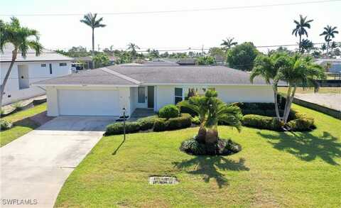 5609 De Soto Court, Cape Coral, FL 33904