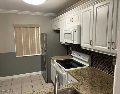 6184 Michelle Way, Fort Myers, FL 33919