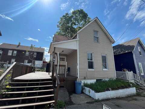 2022 COTTAGE Street, Erie, PA 16503
