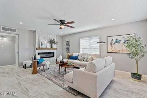 1512 WAINWRIGHT Drive, El Paso, TX 79903