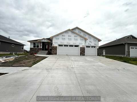 2931 Lee St, Grand Island, NE 68803