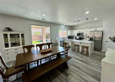 11057 Village Ridge Lane, Las Vegas, NV 89135