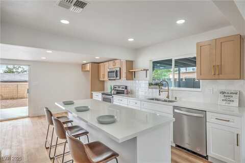 40 Laswell Street, Henderson, NV 89015