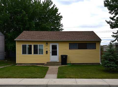 808 Dove St, Glendive, MT 59330