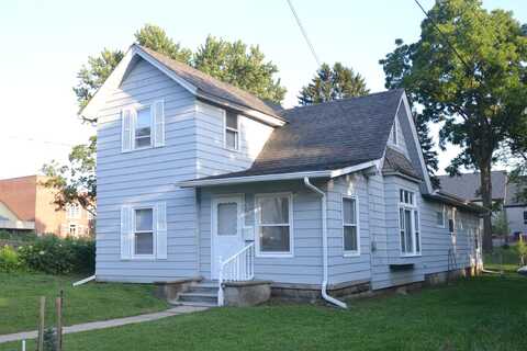 820 Brown Street, Valparaiso, IN 46383