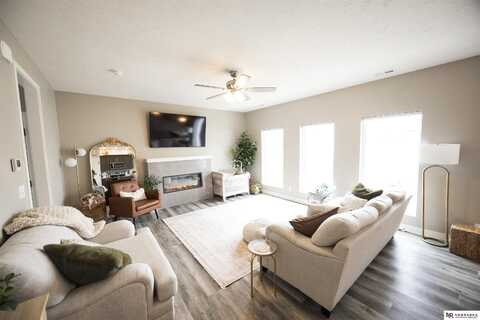 2648 W B Street, Lincoln, NE 68522