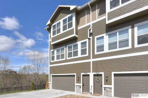 20862 S Plaza, Elkhorn, NE 68022