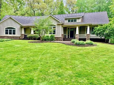 8821 Summerset Woods Court SE, Alto, MI 49302