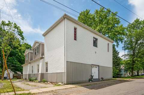 113 W Chicago Street, Buchanan, MI 49107