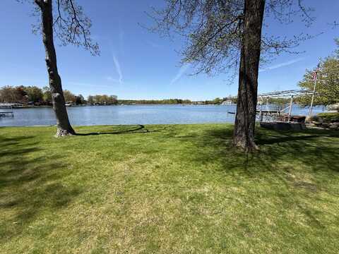 750 Country Club Drive, Battle Creek, MI 49015