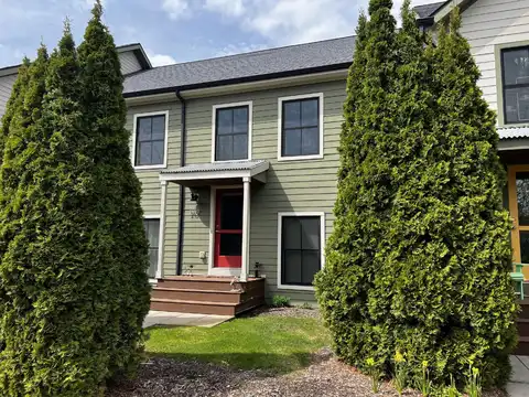 2137 New Town Drive NE, Grand Rapids, MI 49525