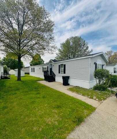 3077 Eastland Avenue SE, Kentwood, MI 49512