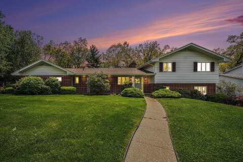 2317 Ridgefield Road, Portage, MI 49024