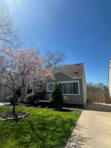 11444 Pine Street, Taylor, MI 48180