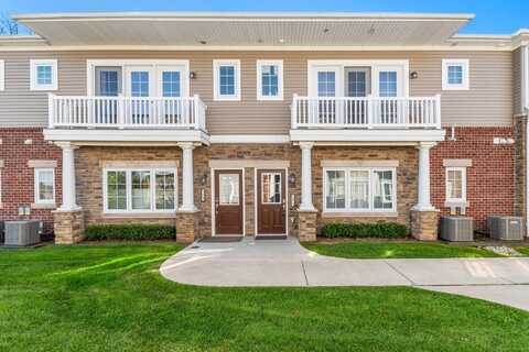 5672 Arbor Chase Drive, Ann Arbor, MI 48103