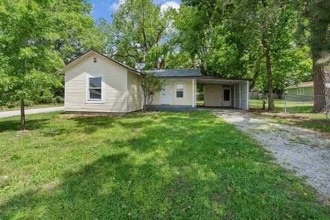 1433 E 24th Street N, Springfield, MO 65803