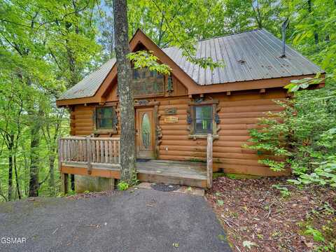 1806 Mossy Trail, Sevierville, TN 37876