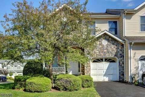 643 Old Dover Rd, Whippany, NJ 07950
